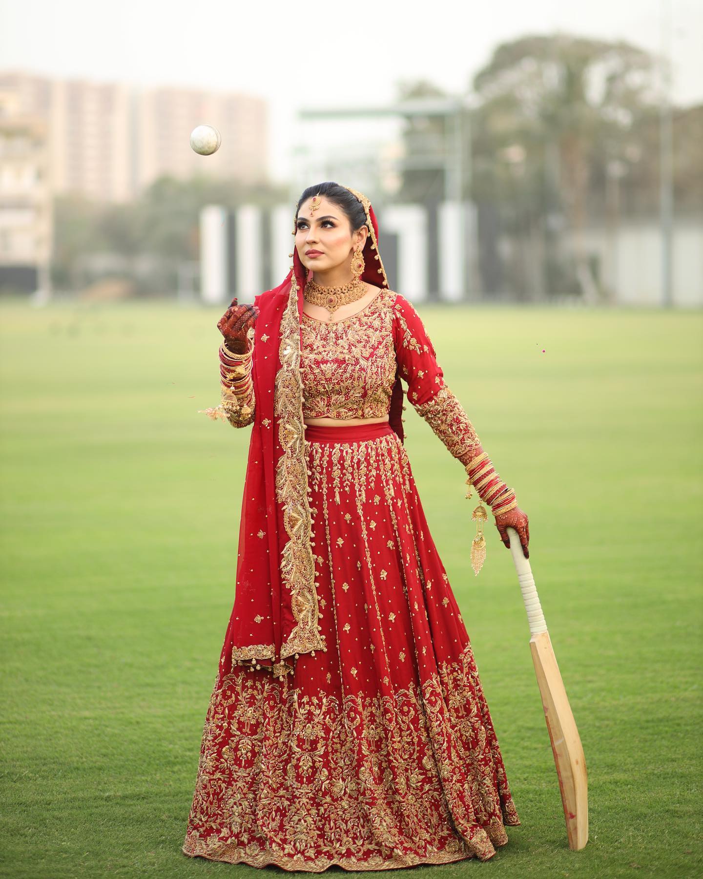 पाक क्रिकेटर ने क्रिकेट थीम पर कराया वेडिंग शूट, वायरल हुई तस्वीरें