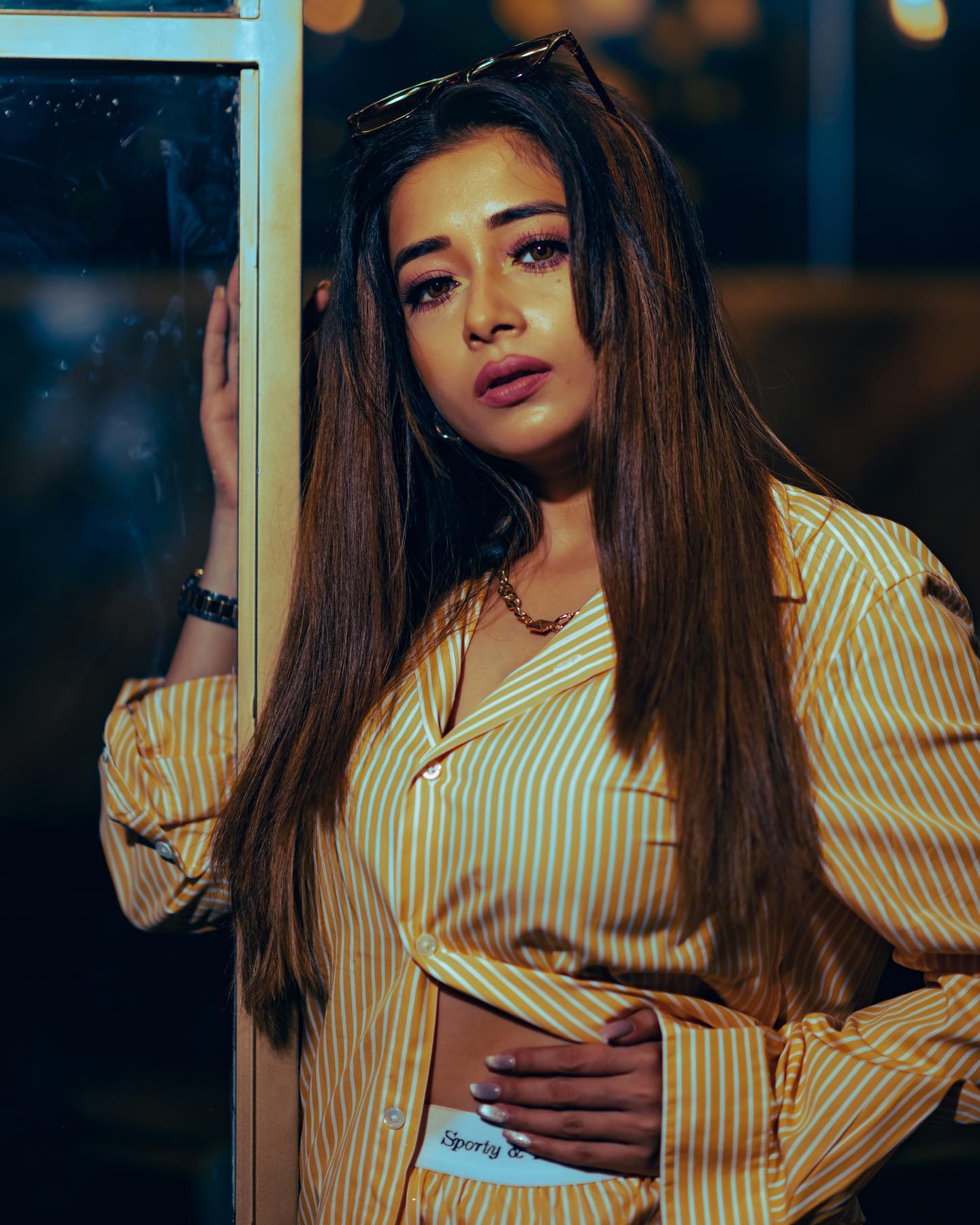 शॉर्ट ड्रेस में  ‘उतरन’ फेम टीना दत्ता  ने लगाया बोल्डनेश का तड़का