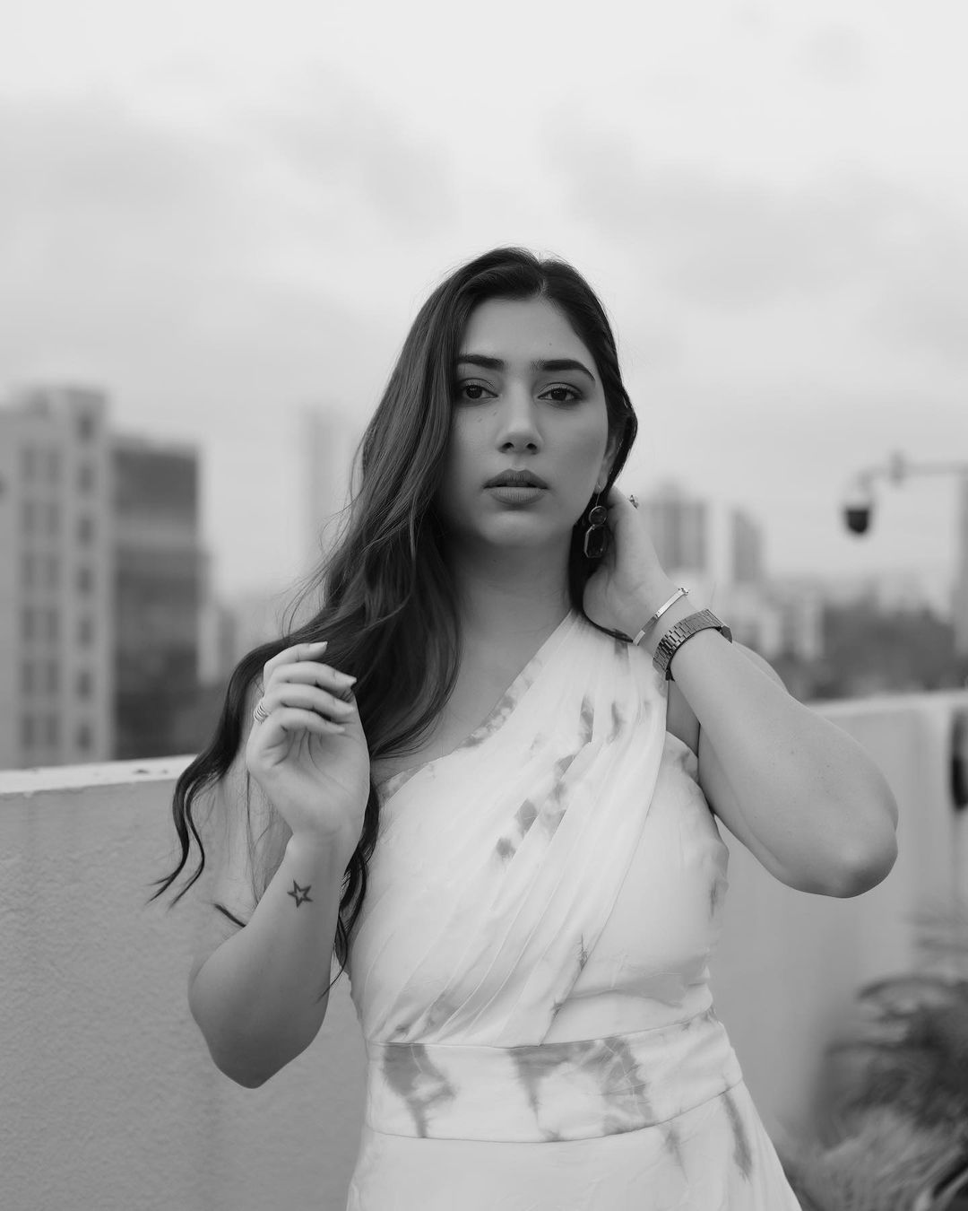 In Pics: दिशा परमार की इन तस्वीरों पर आया उनके फैंस का दिल