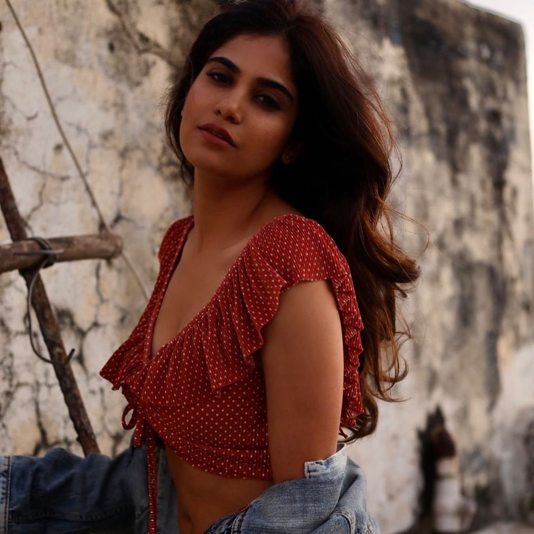 ‘बाबा निराला’ की पम्मी रियल लाइफ में बहुत बोल्ड, फोटो देख छुट जाते है पसीने