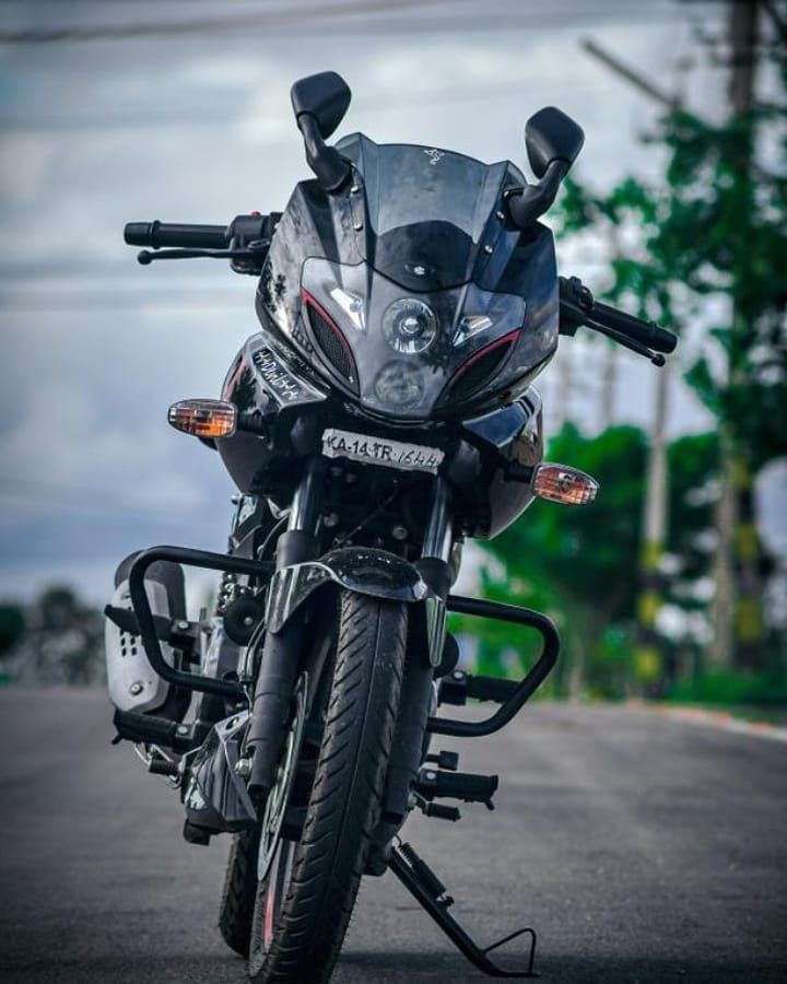 18 हजार में Bajaj Pulsar ब्रैंड न्यू कंडीशन बाइक के मालिक बनिये, फटाफट देखें ऑफर