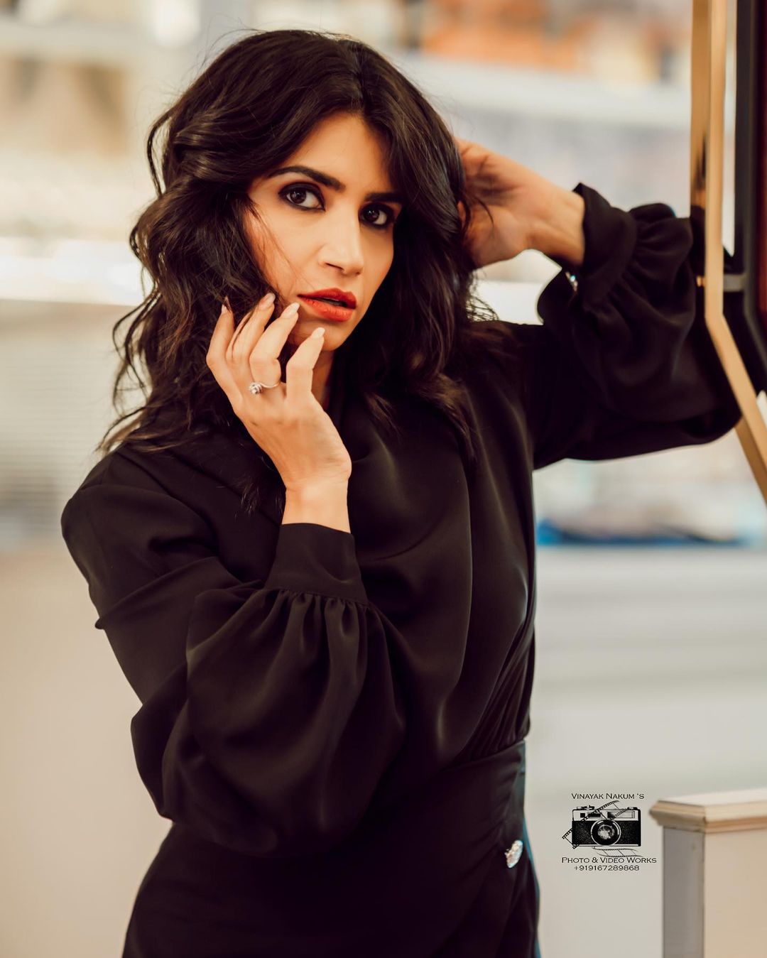 Taarak Mehta की रीटा रिपोर्टर ने दिखाया सिजलिंग अवतार, दिलकश अदाएं देख फैंस बोले- कतई जहर