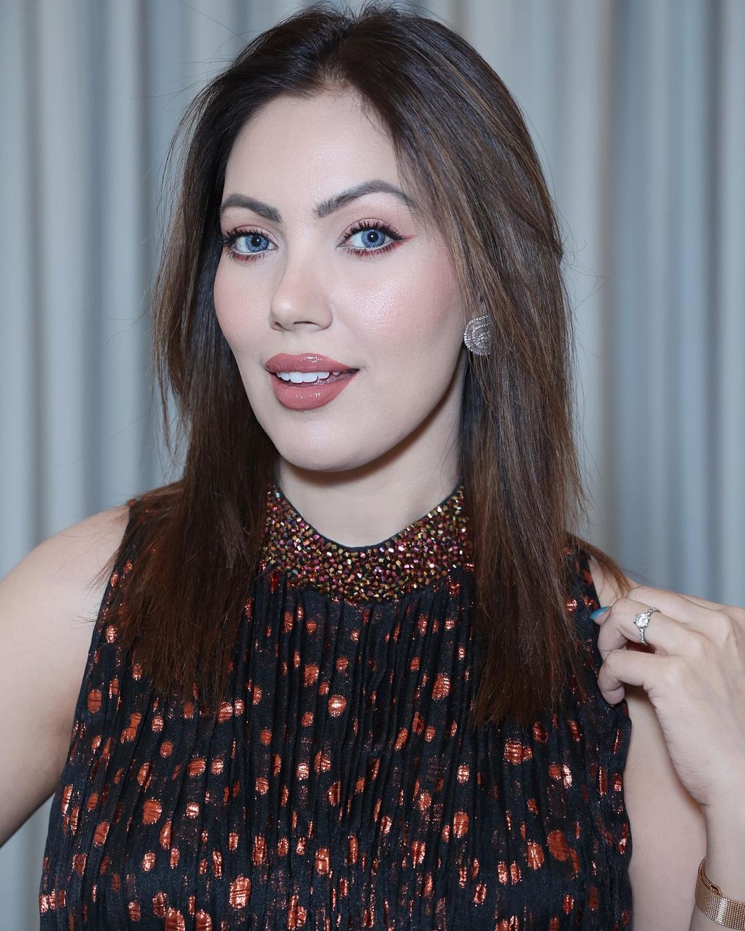 ‘तारक मेहता का..’ की ‘बबीता जी’ वेस्टर्न ड्रेस में लग रहीं इतनी सुंदर, फोटोज़ देख फैंस बोले- Uff, बार्बी डॉल