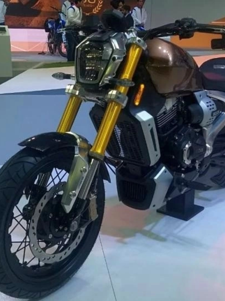 लॉन्च होने वाली है TVS की नई शानदार क्रूज़र बाइक! रॉयल एनफील्ड को हुआ खतरा