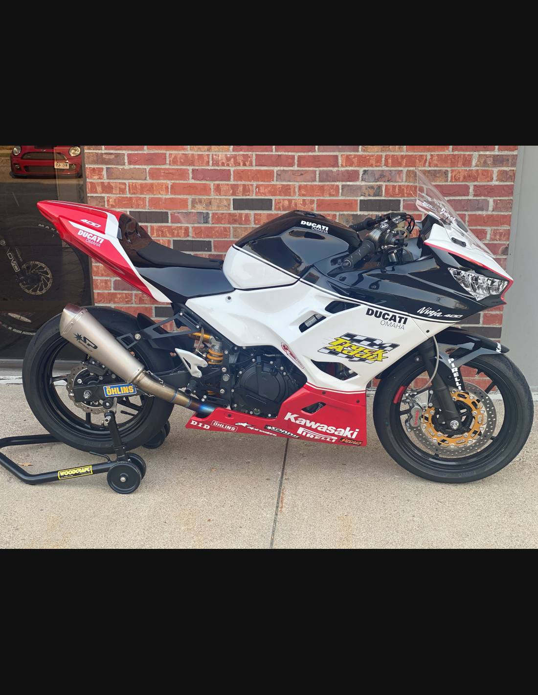 Kawasaki ने लॉन्च की Ninja 400 स्पोर्ट्स बाइक, KTM और Apache को देगी टक्कर