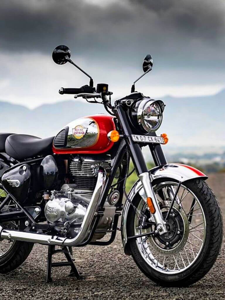रॉयल एनफील्ड ने दिया ग्राहकों को बड़ा झटका! इतने रूपए तक बढ़ाये दाम