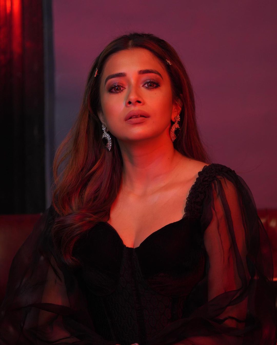 टीना दत्ता ने चलाया हुस्न का जादू