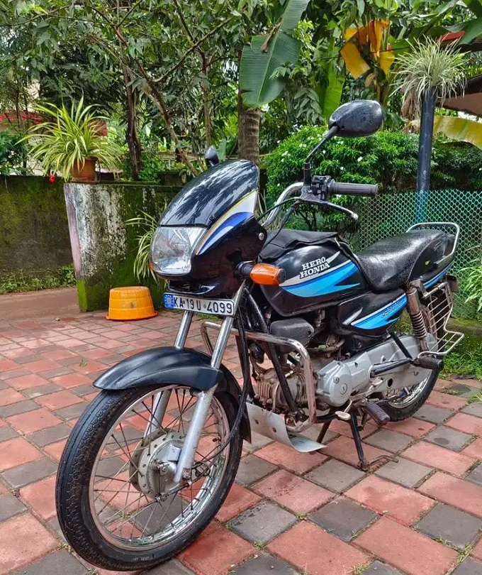 Hero के इस नई बाइक को 9 हजार में लाएं घर, EMI और माइलेज में है सेगमेंट की बेस्ट