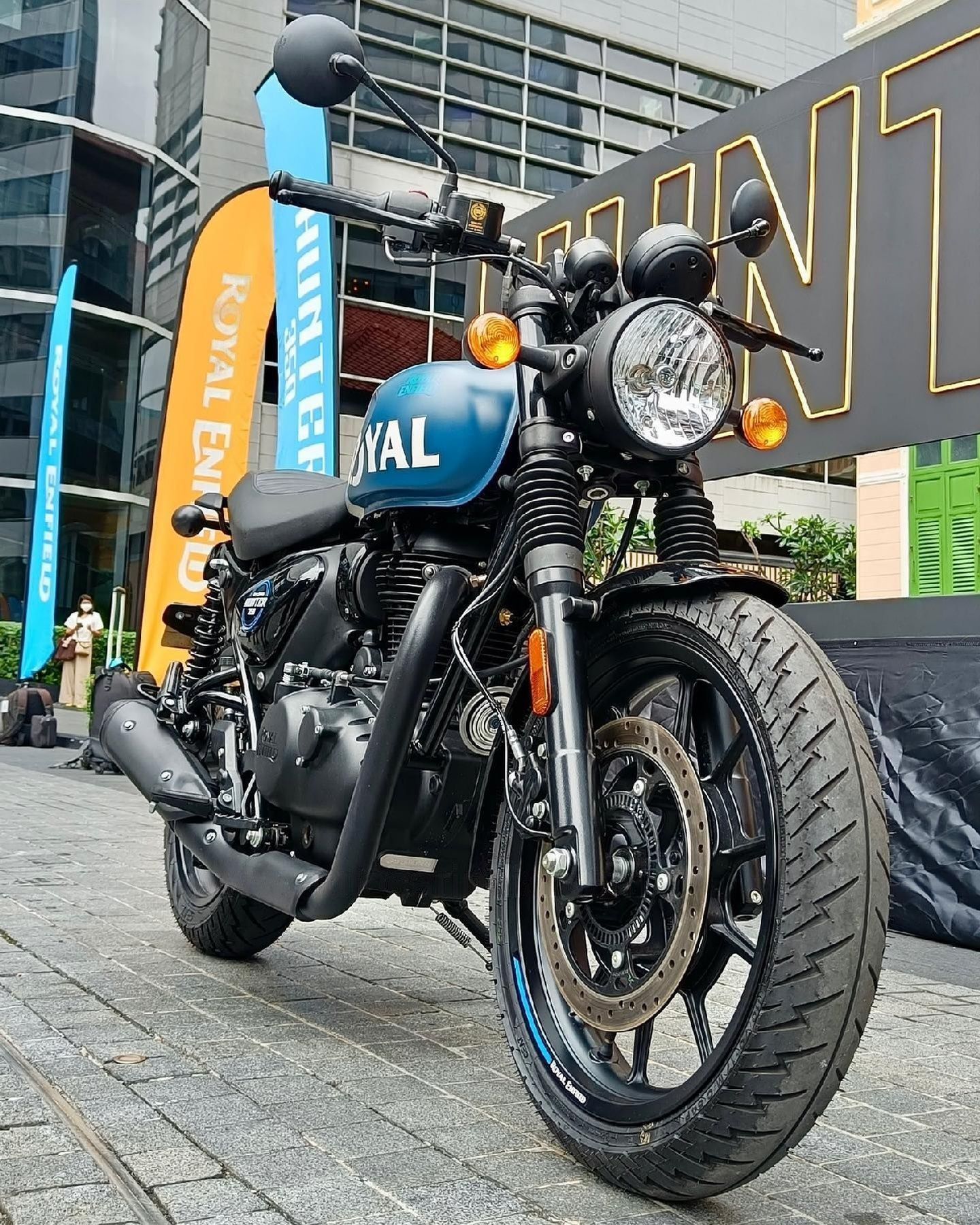 रॉयल एनफील्ड की जबरदस्त Hunter 350 Teaser बाइक इस दिन होगी लॉन्च, जानिए कीमत और फीचर्स