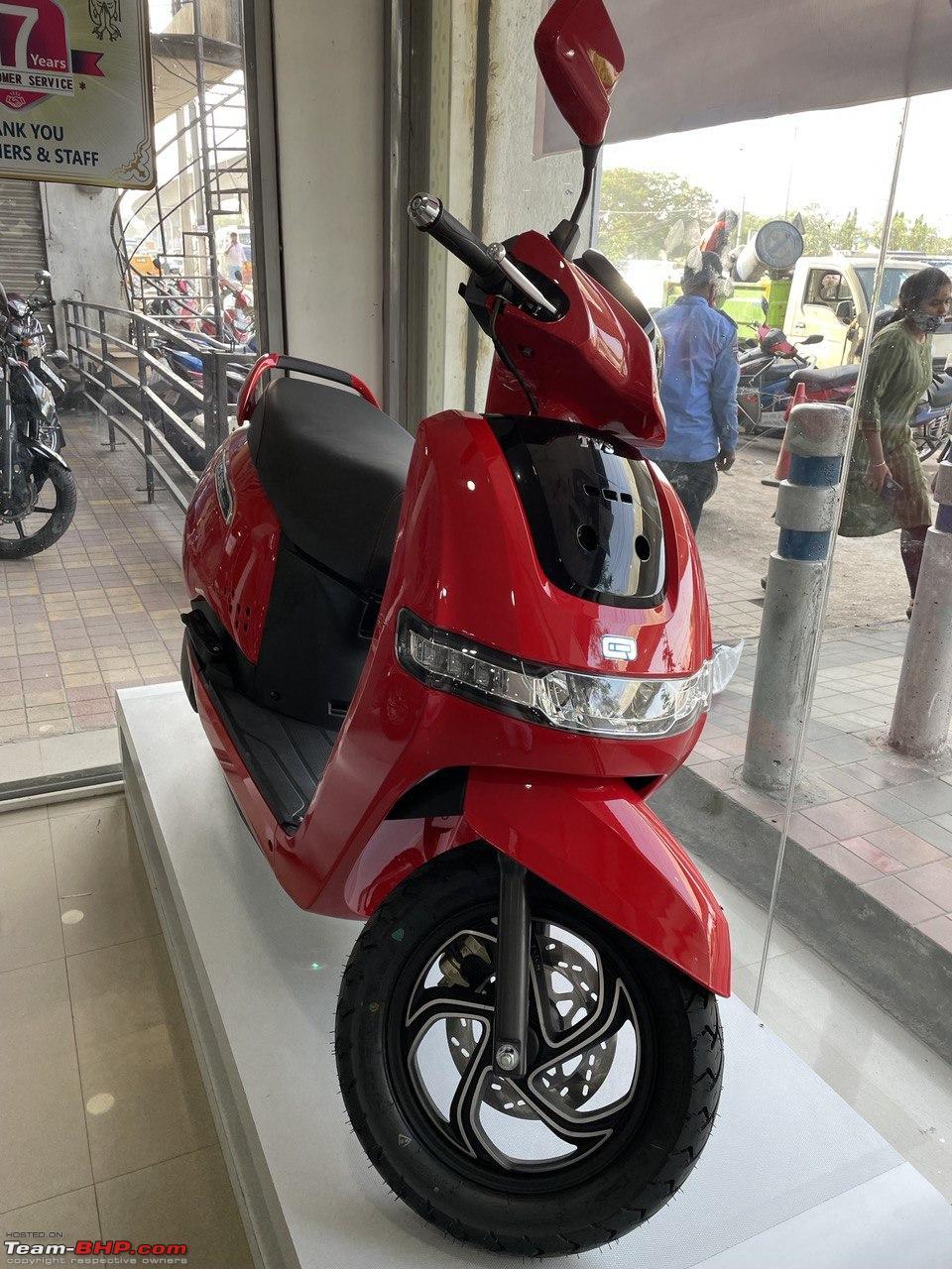 इन Electric Scooter ने उड़ाई सड़क पर धूल, सिंगल चार्ज में करेंगी लम्बा सफर