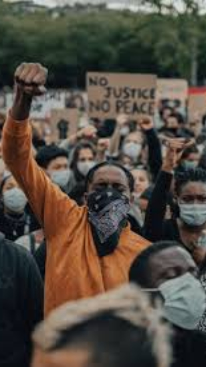 चंडीगढ़ यूनिवर्सिटी की 60 छात्राओं का नहाते हुए VIDEO वायरल, 8 ने की खुदकुशी की कोशिश