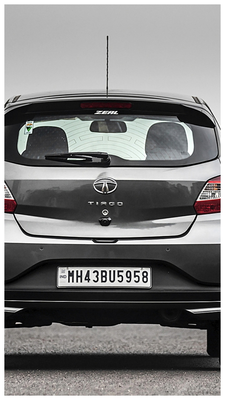 गजब !फेस्टिवल ऑफर पर 72 हजार की डाउन पेमेंट और 25 हजार के डिस्काउंट के साथ खरीद सकते हैं Tata Tiago XE CNG