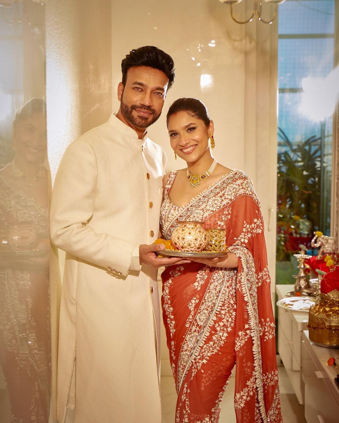 अंकिता लोखंडे से नज़र नहीं हटा पाए विक्की जैन, सामने आईं कपल की रोमांटिक तस्वीरें