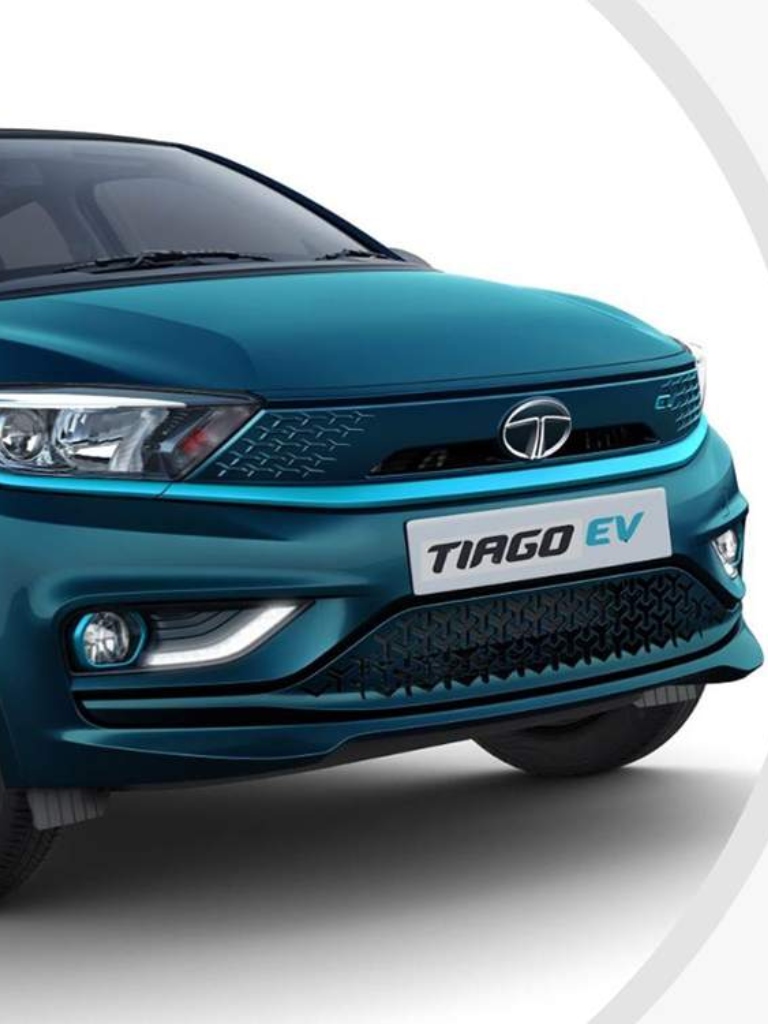TATA TIAGO EV शानदार कार को घर ले जायें सिर्फ 21 हज़ार में, पेट्रोल की होगी बचत