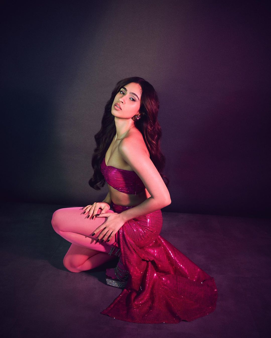 Pashmina Roshan Birthday : ब्वॉयफ्रेंड ऋतिक की बहन के बर्थडे डिनर पर पहुंचीं सबा आजाद, कूल लुक में लूटी महफिल