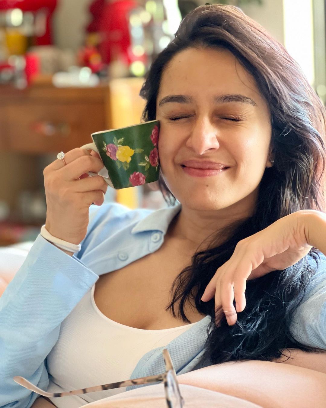 No-makeup Look में भी कहर ढहाती हैं श्रद्धा कपूर, देखिए एक्ट्रेस के क्यूट लुक्स