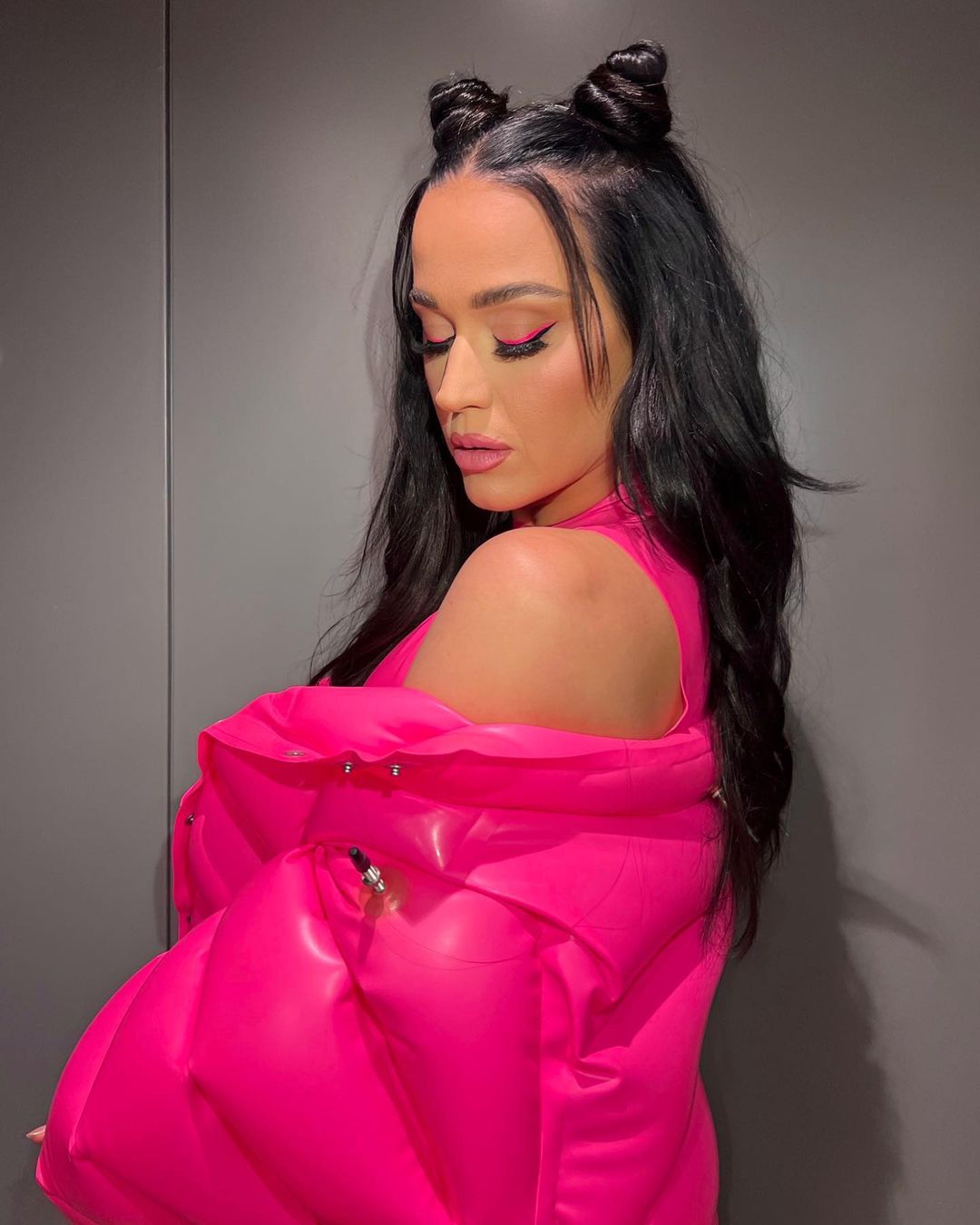 कैटी पेरी की इन अदाओं पर हार बैठेंगे दिल, देखिए एक्ट्रेस का ग्लैमरस अंदाज