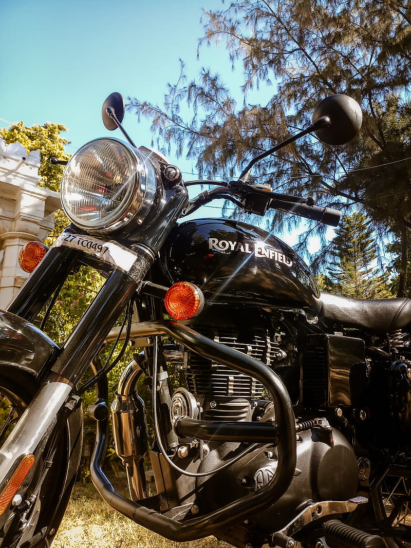 वाह !सिर्फ 20 हजार रुपये की डाउन पेमेंट पर ले जाये Royal Enfield Bullet 350 वाली क्रूजर बाइक…