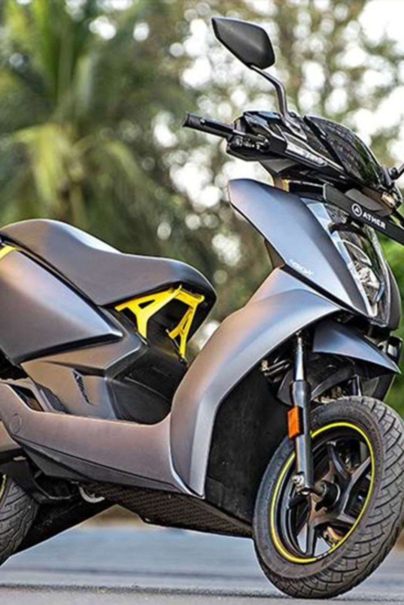 Ather 450X स्कूटर देता है 105 km की रेंज के साथ 7 इंच की TFT और बहुत ज्यादा हाइटेक फीचर्स_