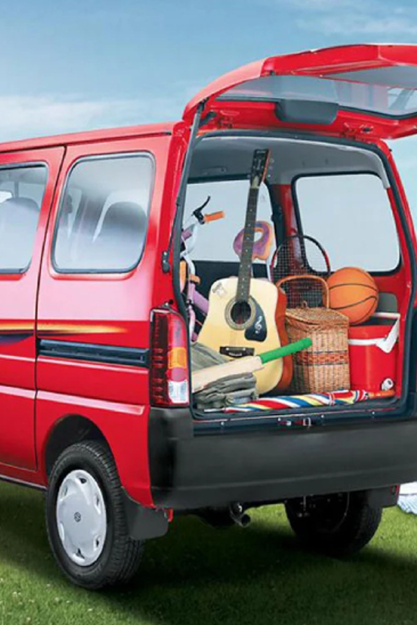 वाह ! Maruti Suzuki Eeco का अपडेट मॉडल लॉन्च, जानें क्या है कीमत,और माइलेज