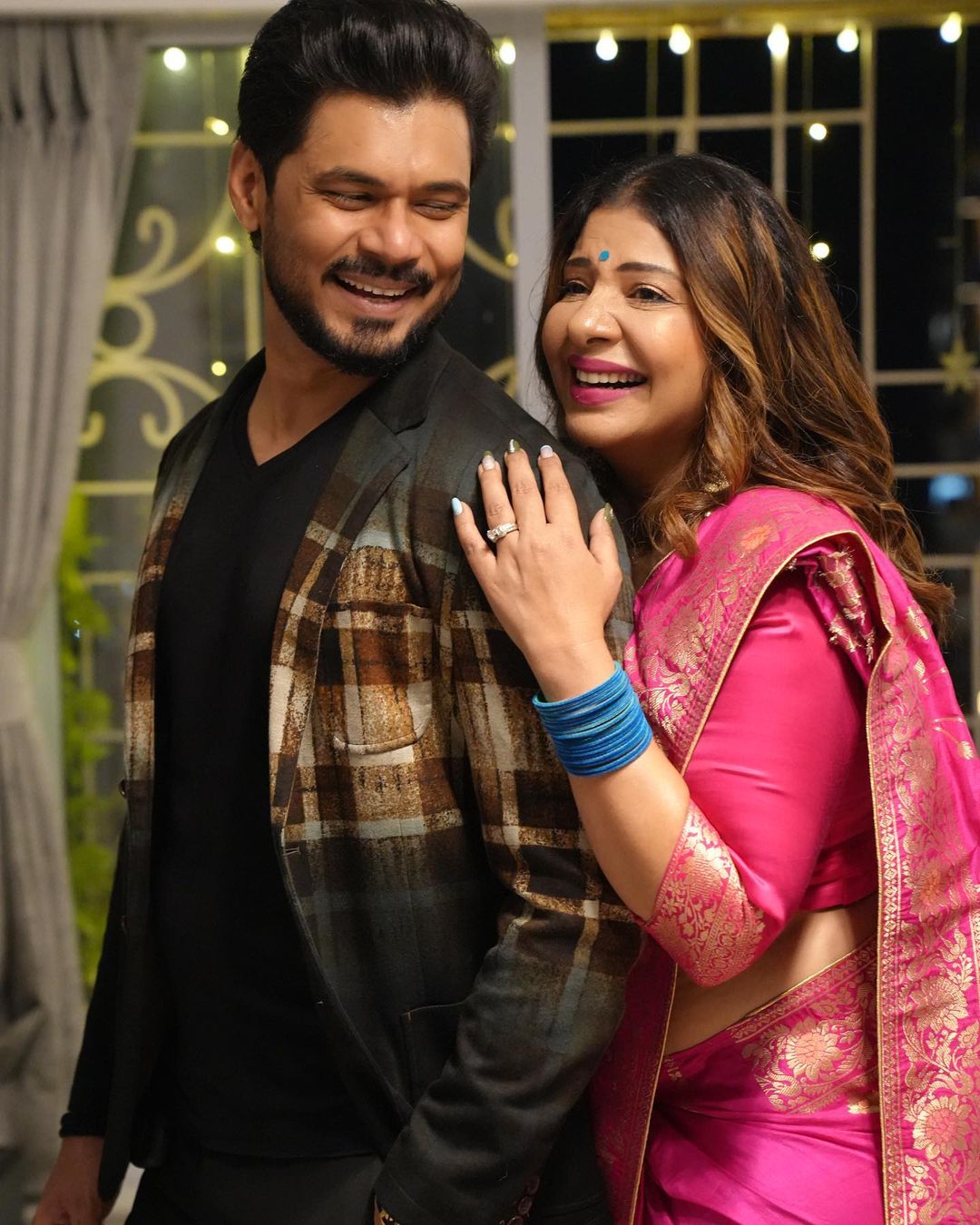 40 बार प्रपोज करने के बाद संभावना सेठ ने की थी 7 साल छोटे अविनाश दुबे से शादी, ऐसी है लव स्टोरी