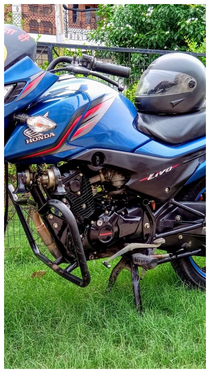 सिर्फ 25 हजार में मिल रही 60 kmpl माइलेज वाली Honda Livo