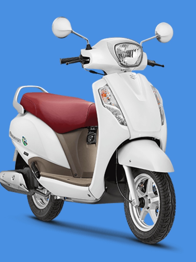 पॉवर के साथ चाहिए माइलेज तो Honda Activa की जगह खरीदें ये स्कूटर
