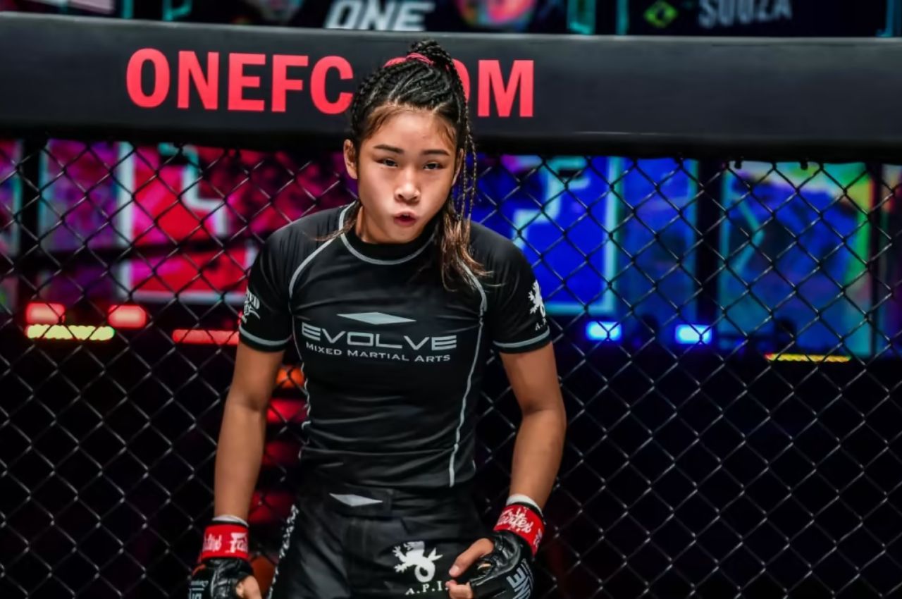 MMA fighter Victoria Lee