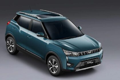 Mahindra XUV300